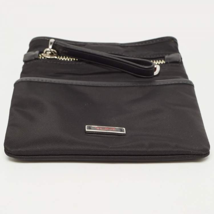 Pre Owned TUMI Black Nylon and Leather Pouch