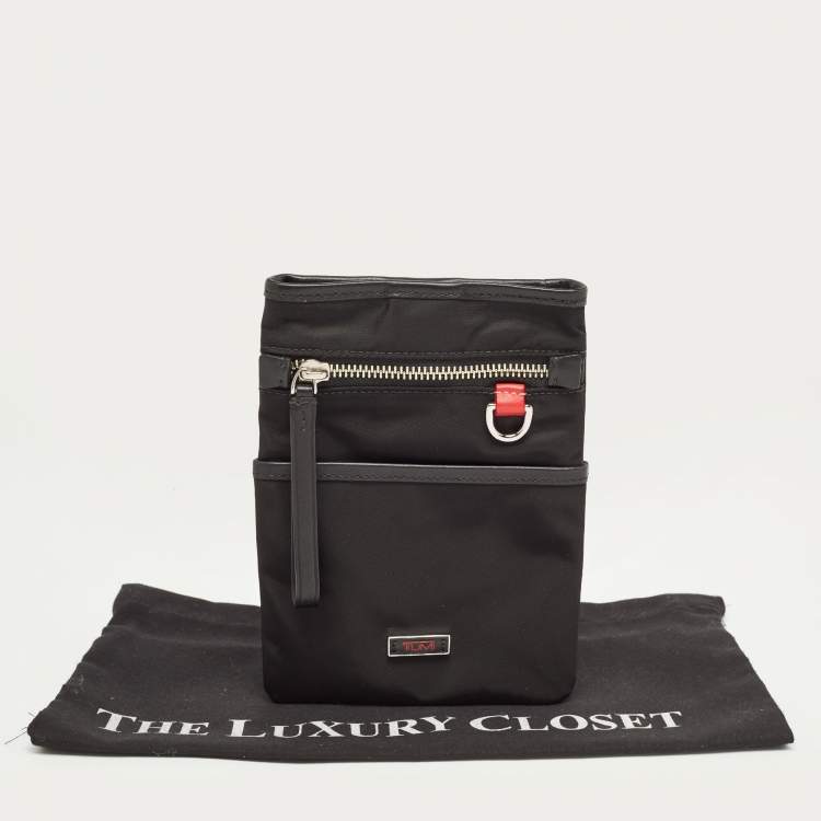 Pre Owned TUMI Black Nylon and Leather Pouch