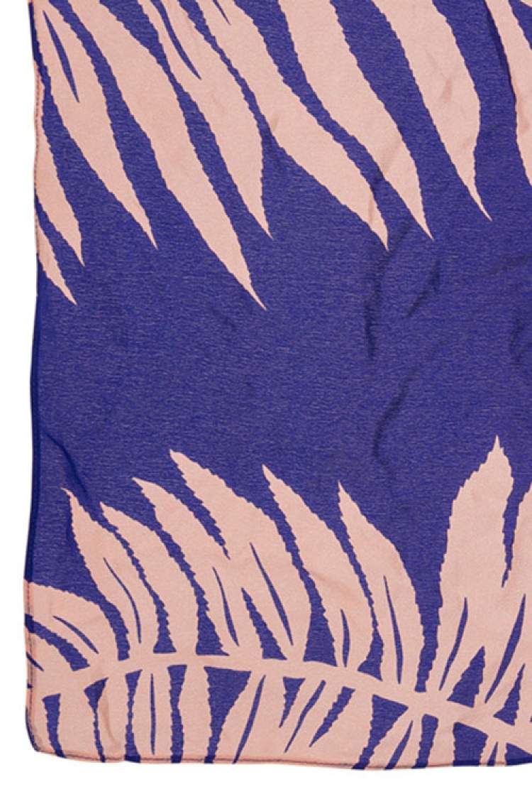 Pre Owned Vionnet Paris Purple Leaf Print Silk Scarf