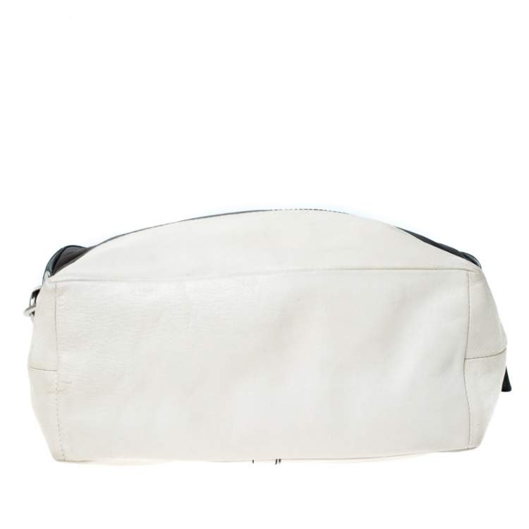 Pre Owned Coach Black/White Leather Baguette Shoulder Bag