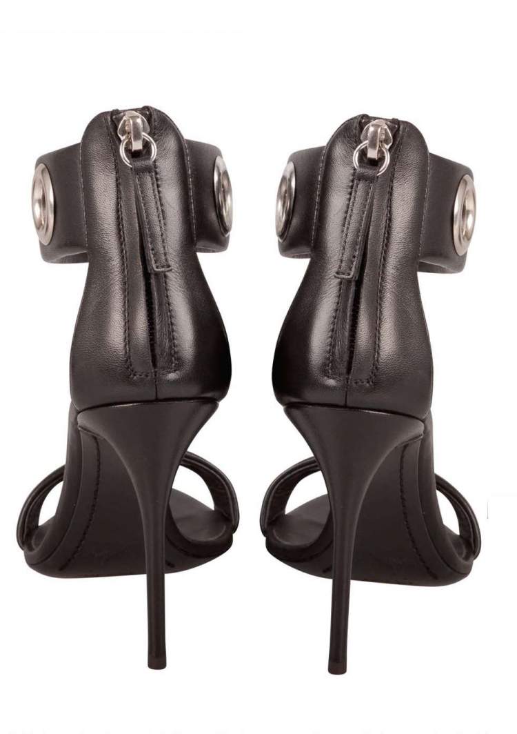 Pre Owned Giuseppe Zanotti Black Leather Eyelet Ankle Strap Sandals Size 38