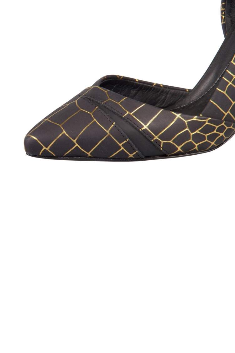 Pre Owned McQ by Alexander McQueen Black/Gold Croc-Effect Metallic Leather Pumps Size 36