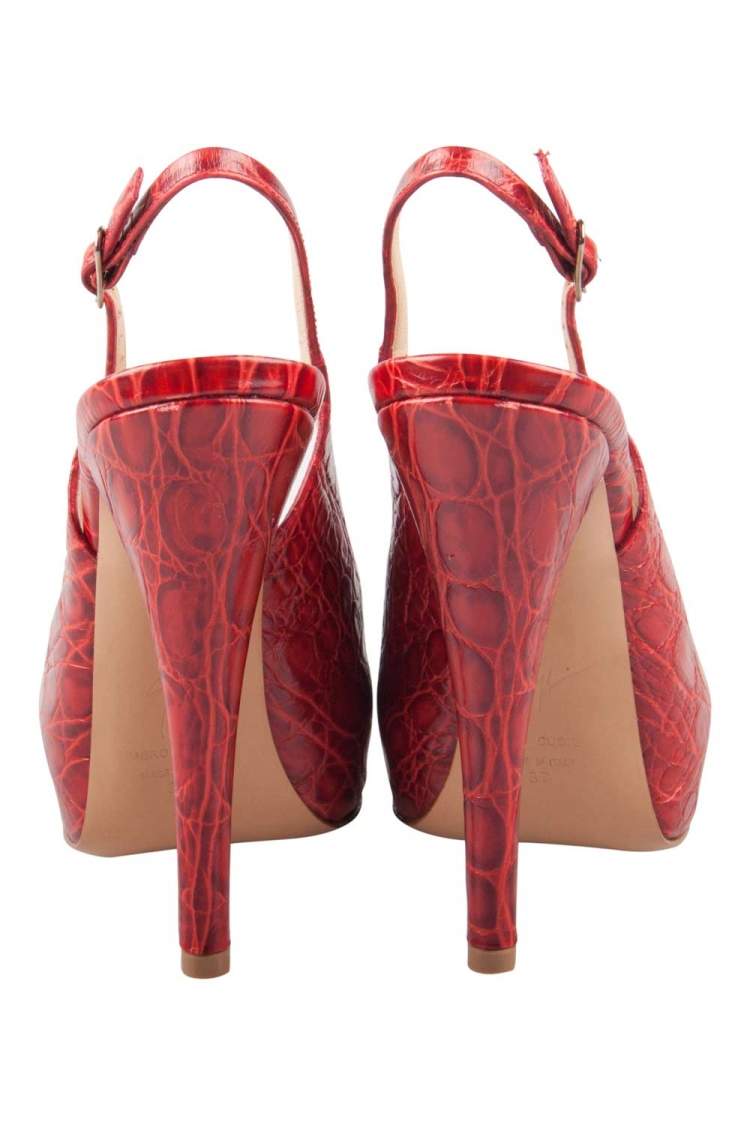 Pre Owned  Giuseppe Zanotti Red Croc Embossed Monro Leather Peep Toe Platform Sandals Size 37.5