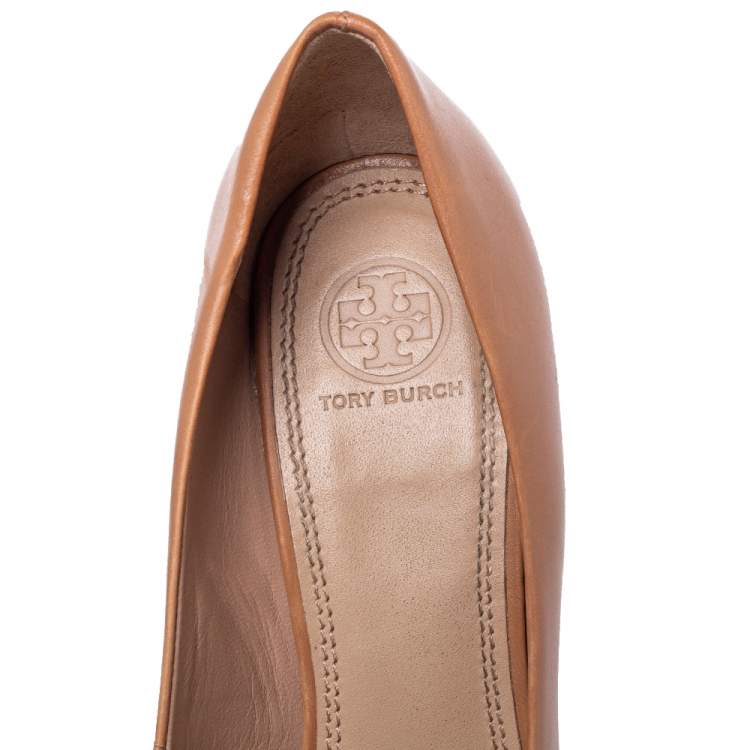 Pre Owned Tory Burch Brown Leather Lowell Wedge Pump Size 39.5