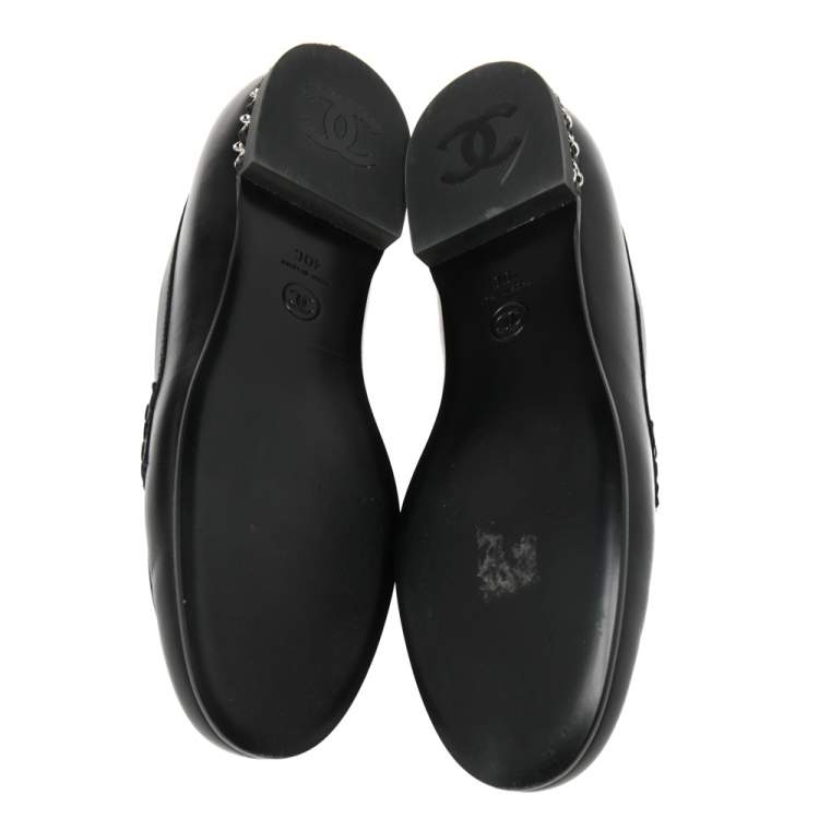 Pre Owned Chanel Black Leather Chain  Loafers Size 40