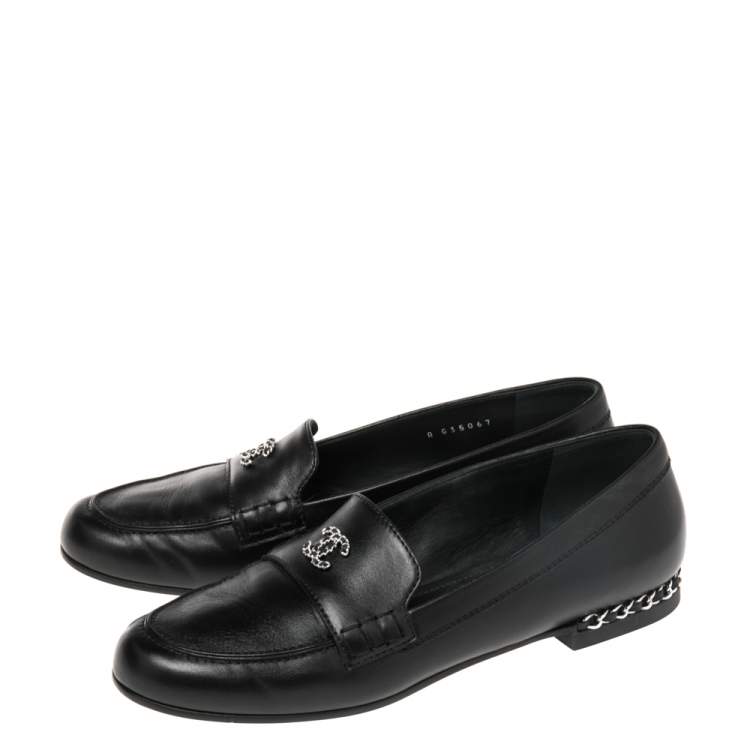 Pre Owned Chanel Black Leather Chain  Loafers Size 40