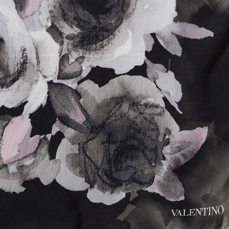 Pre Owned Valentino Black Floral Print Silk Square Scarf