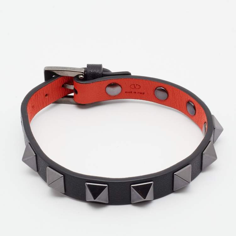 Pre Owned Valentino Rockstud Bicolor Leather Gunmetal Tone Bracelet