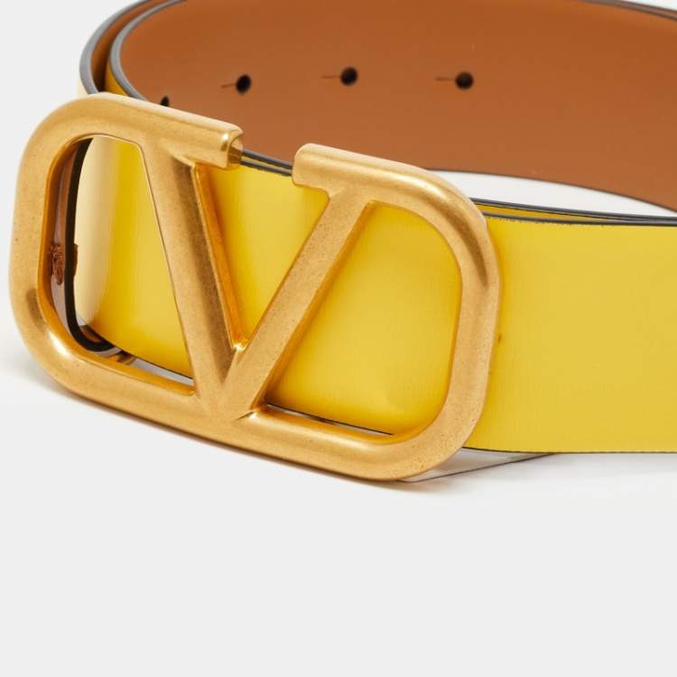 Pre Owned Valentino Yellow Leather VLogo Signature Reversible Belt 65CM