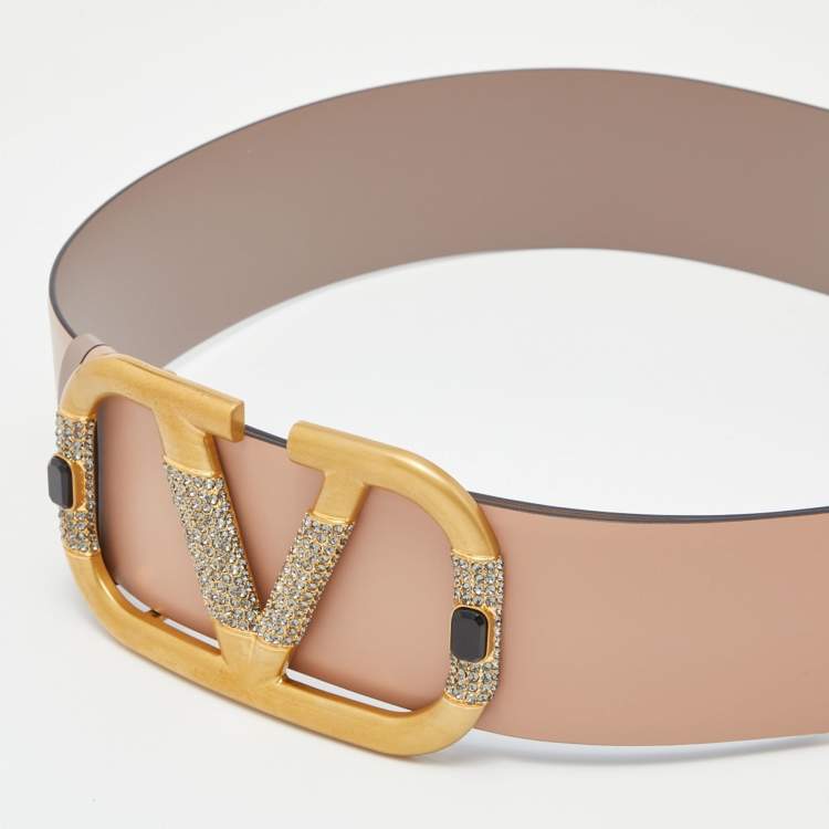 مملوكة مسبقًا Valentino Beige/Grey Leather Crystal Embellished V Logo Reversible Belt 95 CM