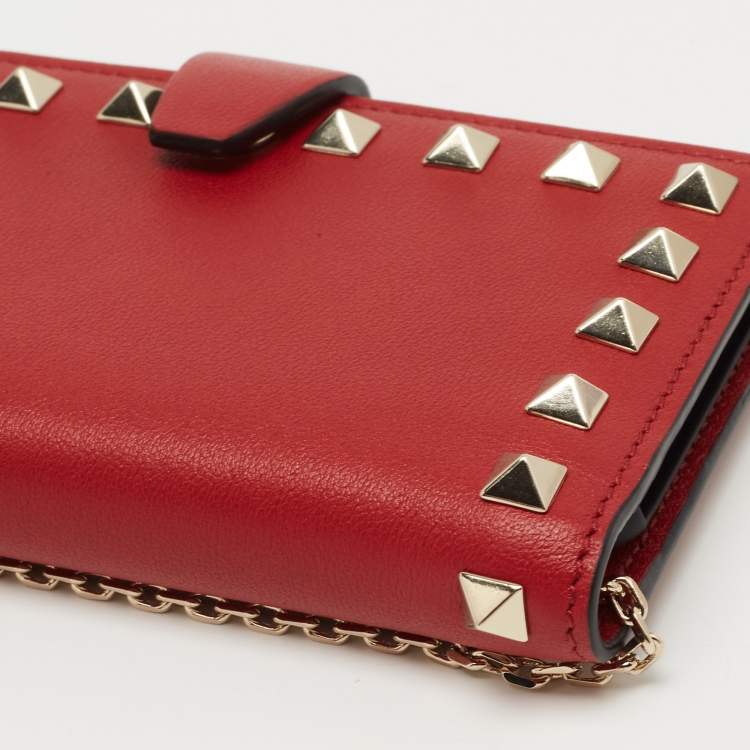 Pre Owned Valentino Red Leather Rockstud Chain Phone Case