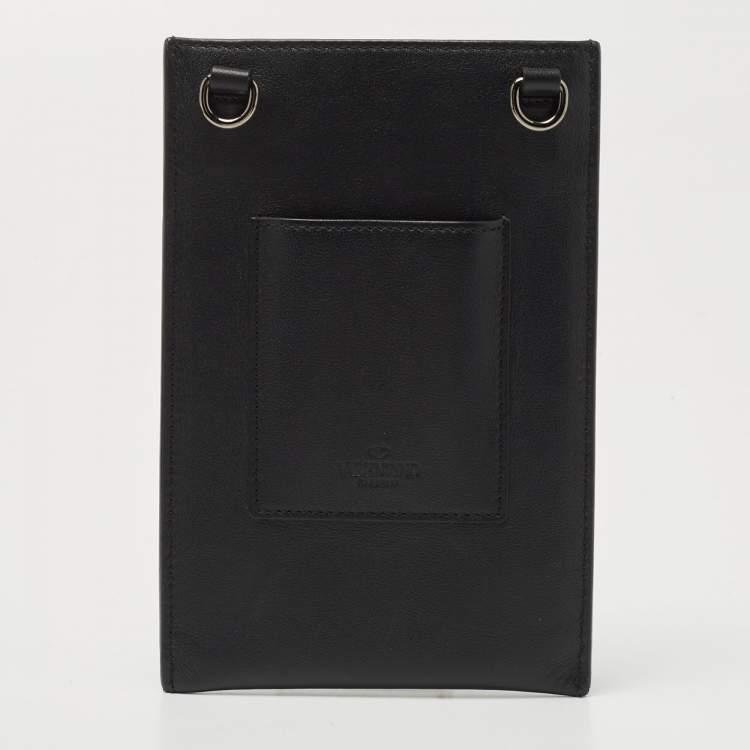 Pre Owned Valentino Black Leather Rockstud Phone Crossbody Bag