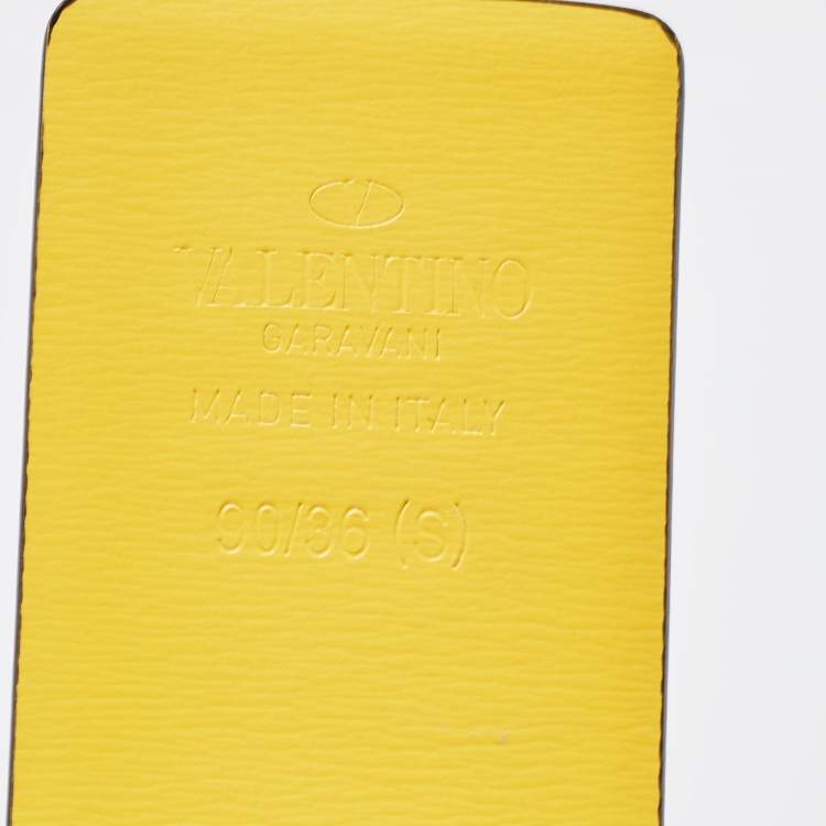 Pre Owned Valentino Yellow/Brown Leather VLogo Reversible Belt 90 CM