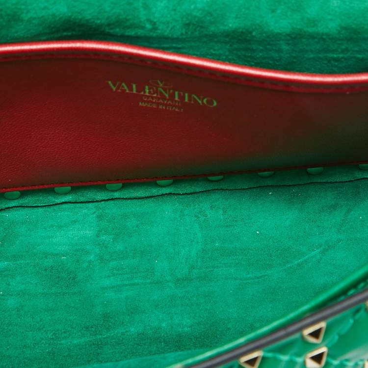 Pre Owned Valentino Green Quilted Leather Rockstud Spike Top Handle Bag