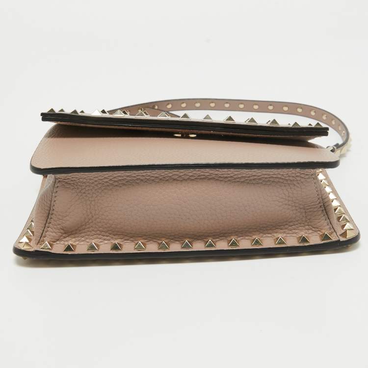 Pre Owned Valentino Beige Leather Rockstud Flap Crossbody Bag