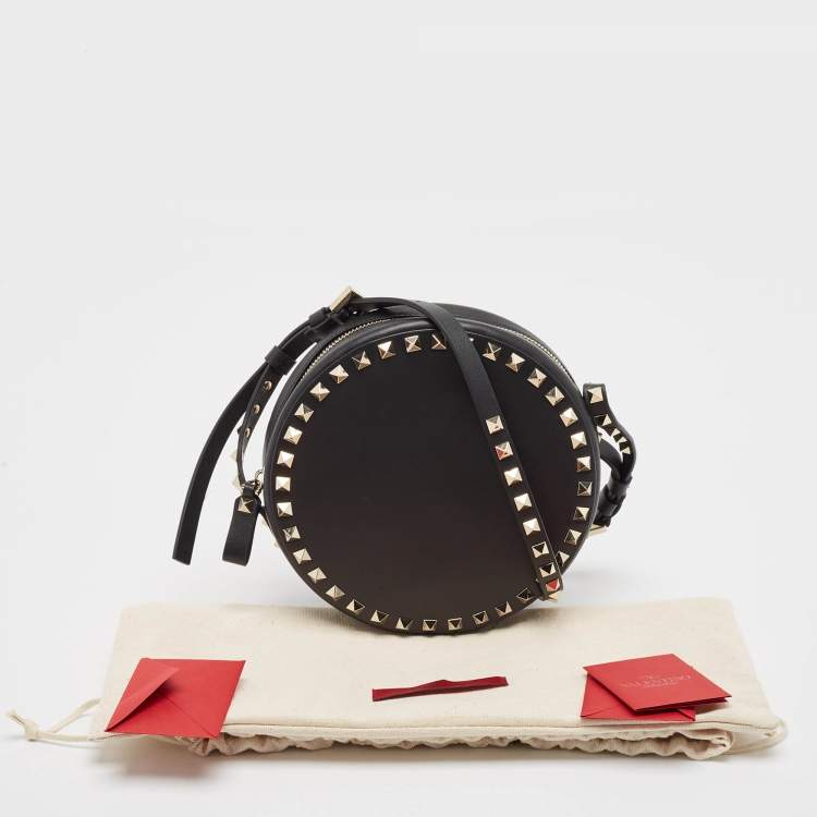 Pre Owned Valentino Black Leather Rockstud Round Crossbody Bag
