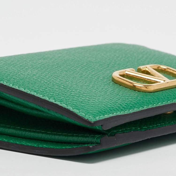 مملوكة مسبقًا Valentino Green Leather VLogo Flap Card Case
