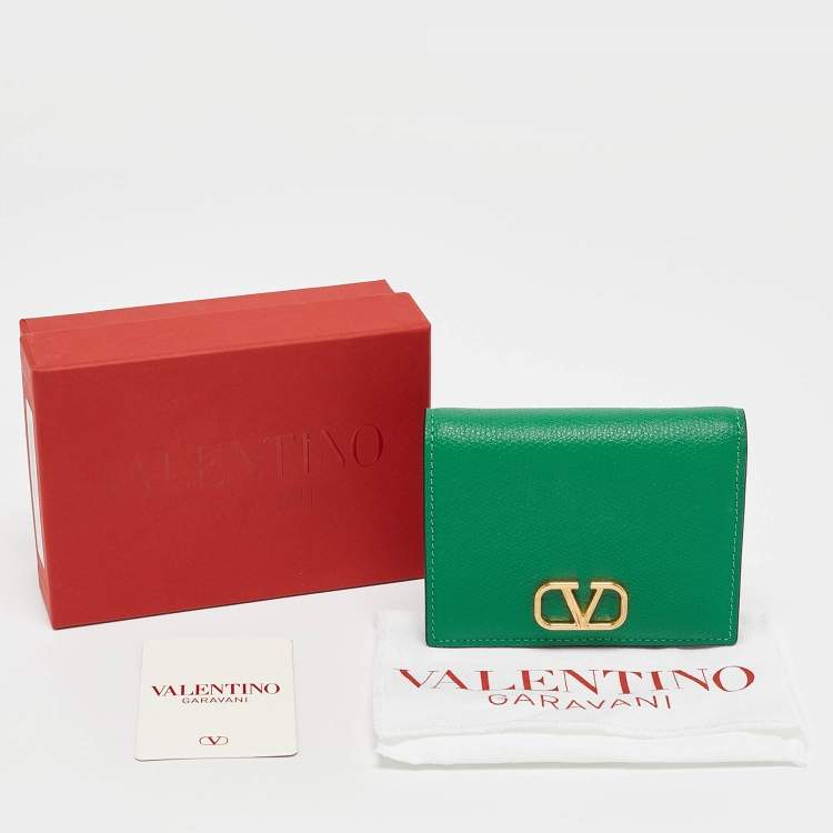 مملوكة مسبقًا Valentino Green Leather VLogo Flap Card Case