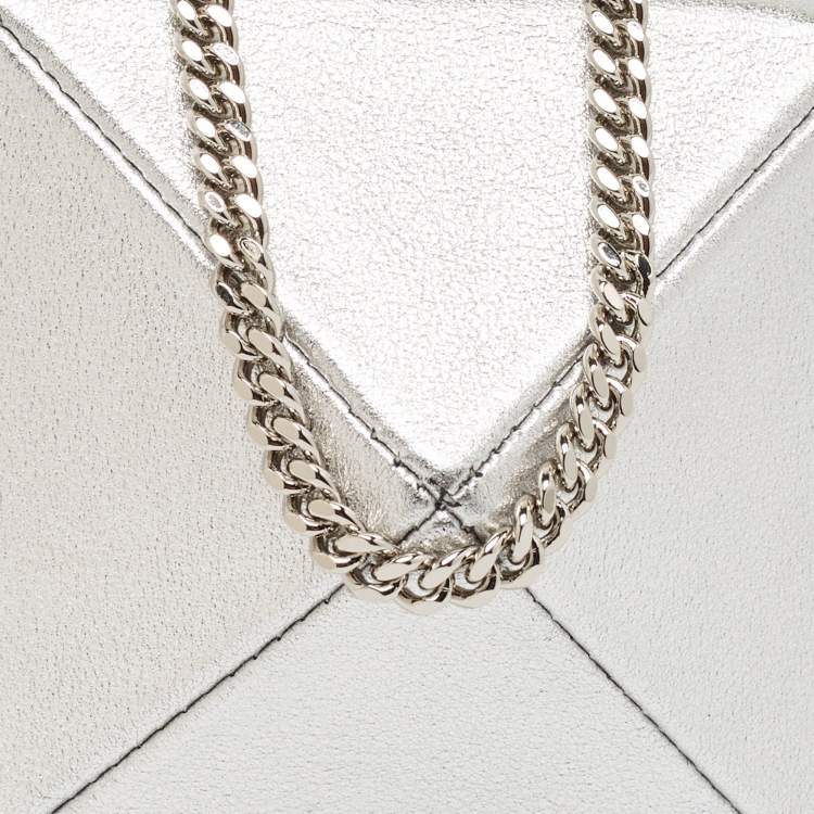 مملوكة مسبقًا Valentino Silver Leather Zip Coin Purse