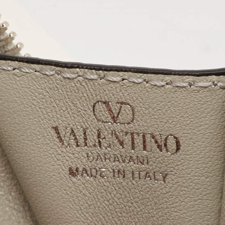 مملوكة مسبقًا Valentino Silver Leather Zip Coin Purse