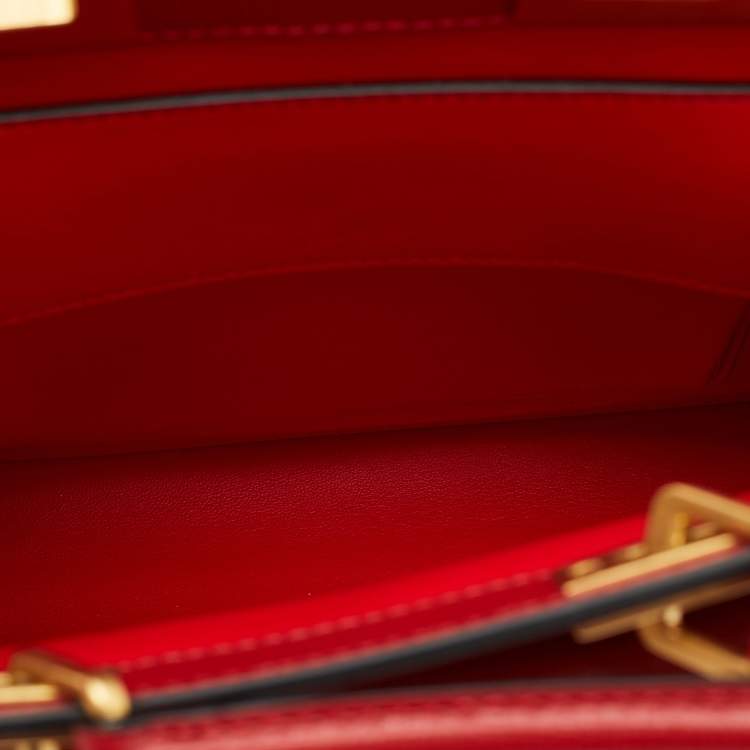 Pre Owned Valentino Red Leather Medium Rockstud Alcove Tote