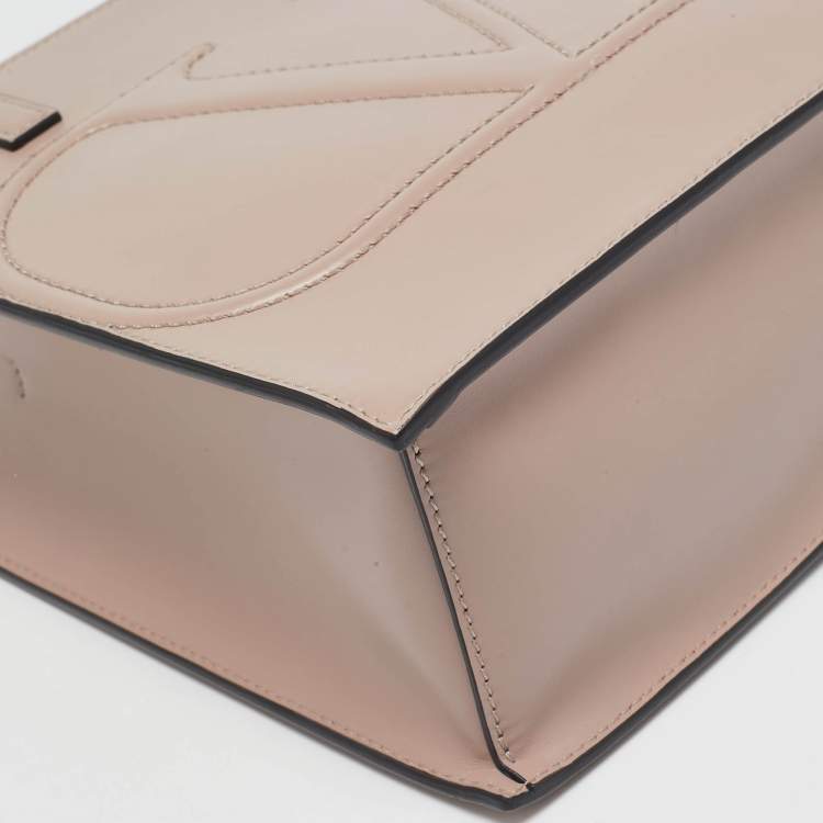 Pre Owned Valentino Beige Poudre Leather Small VLogo Walk Tote