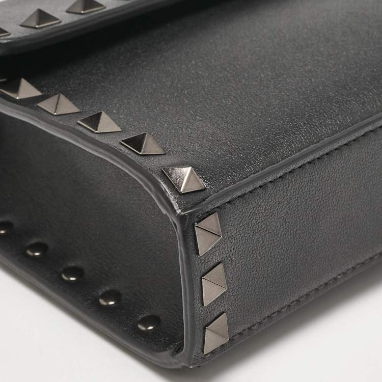 Pre Owned Valentino Black Leather Rockstud Flap Crossbody Bag