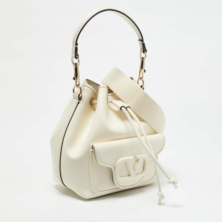 Pre Owned Valentino Cream Leathert Loco Bucket Bag