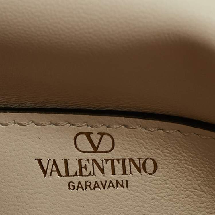 Pre Owned Valentino Cream Leathert Loco Bucket Bag