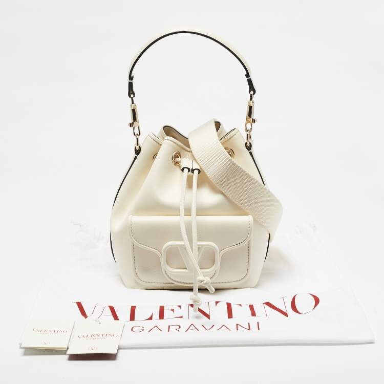 Pre Owned Valentino Cream Leathert Loco Bucket Bag