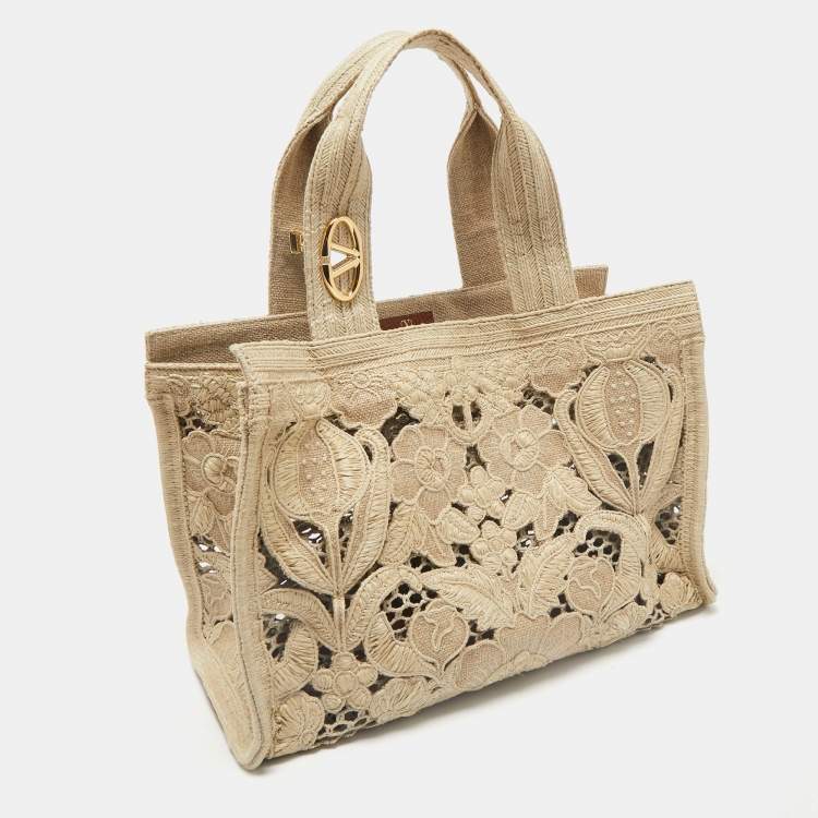 Pre Owned Valentino Beige Canvas and Raffia Medium Resort Flower Tote