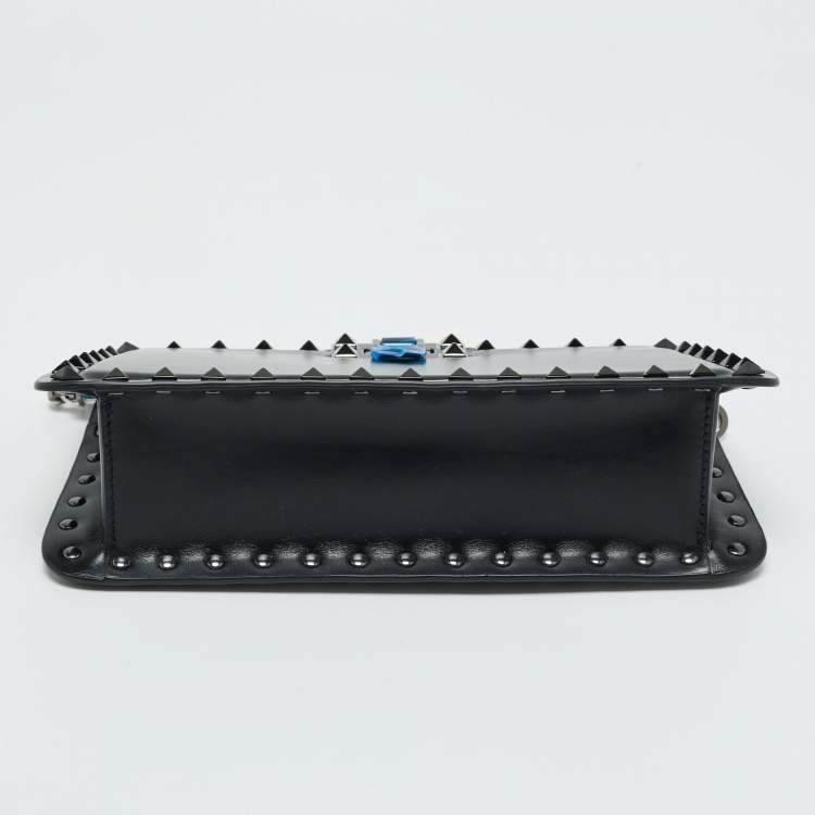 Pre Owned Valentino Black Leather Rockstud Clutch