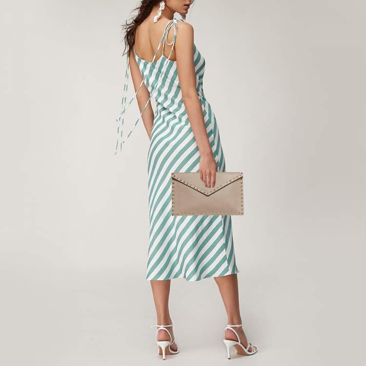 Pre Owned Valentino Dusty Pink Leather Rockstud Envelope Pouch