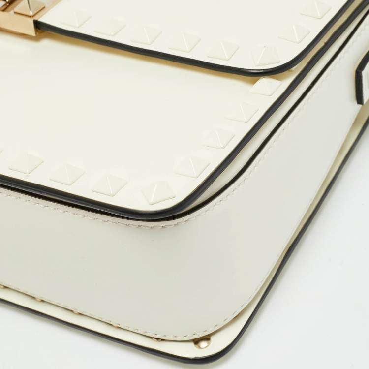 Pre Owned Valentino Rockstud Off White Leather Shoulder Bag