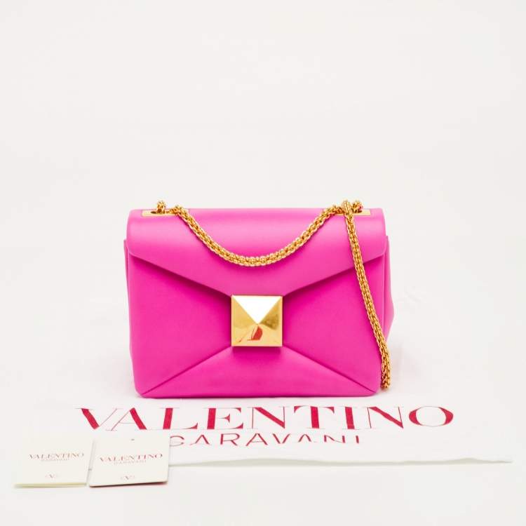 Pre Owned Valentino One Stud Fuchsia Pink Leather Chain Shoulder Bag