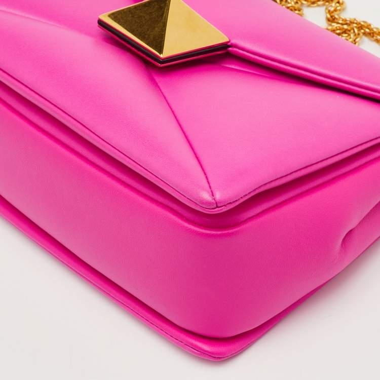 Pre Owned Valentino One Stud Fuchsia Pink Leather Chain Shoulder Bag