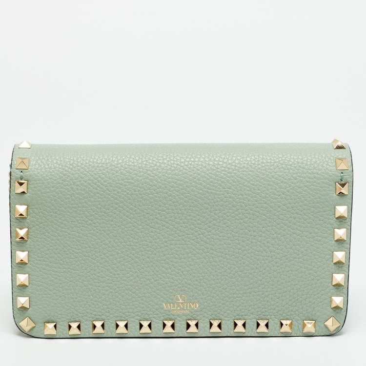 Pre Owned Valentino Rockstud Light Green Leather Wallet On Chain