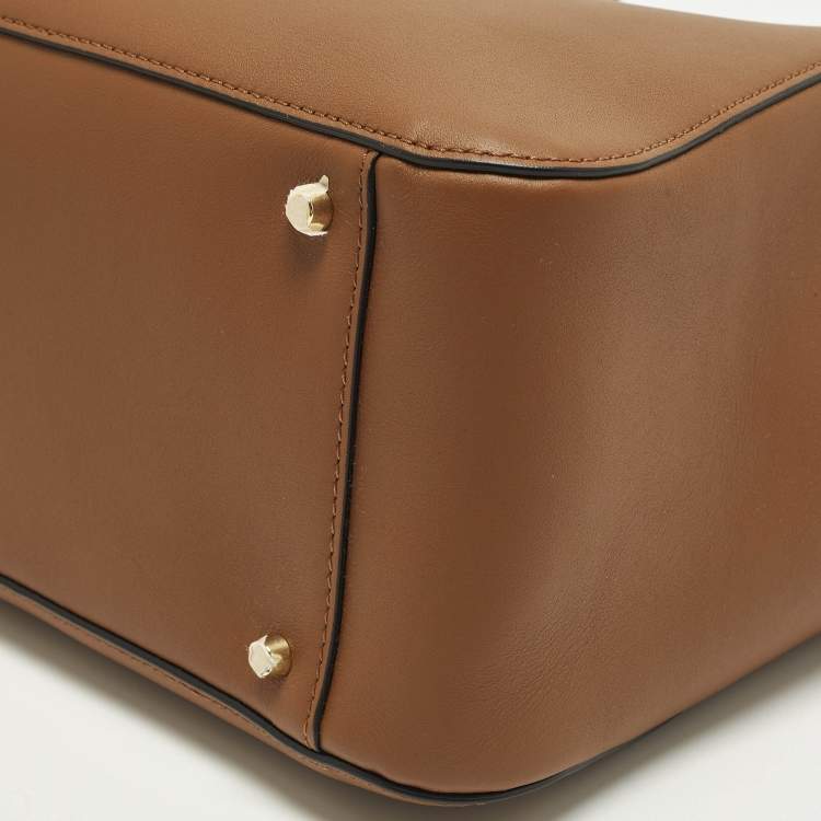 مملوكة مسبقًا Valentino VLogo Brown Leather Bucket Bag