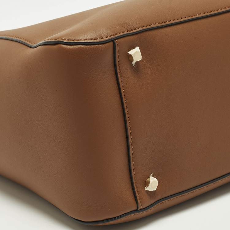 مملوكة مسبقًا Valentino VLogo Brown Leather Bucket Bag