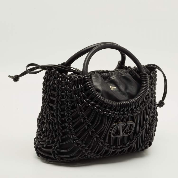 مملوكة مسبقًا Valentino Allknots VLogo Black Woven Leather Tote