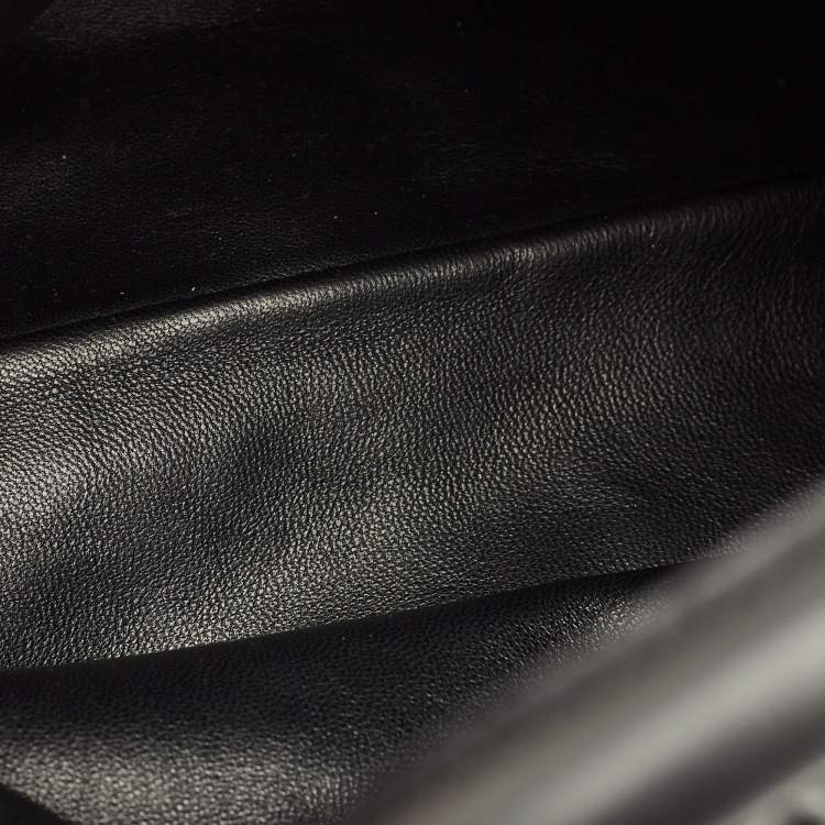 مملوكة مسبقًا Valentino Allknots VLogo Black Woven Leather Tote