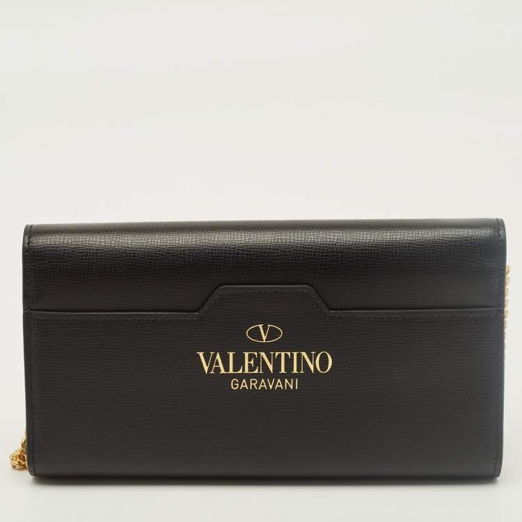 Pre Owned Valentino Rockstud Alcove Black Leather Wallet On Chain