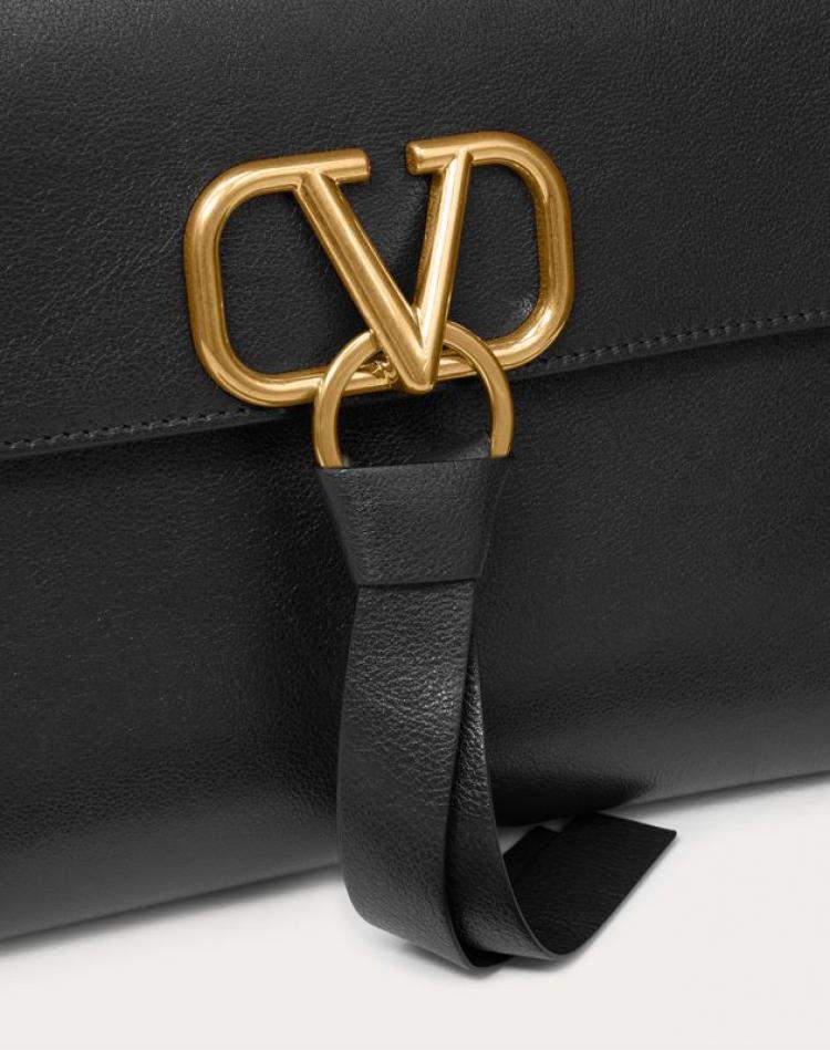 Pre Owned Valentino Black Leather Small VRING Top Handle Bag