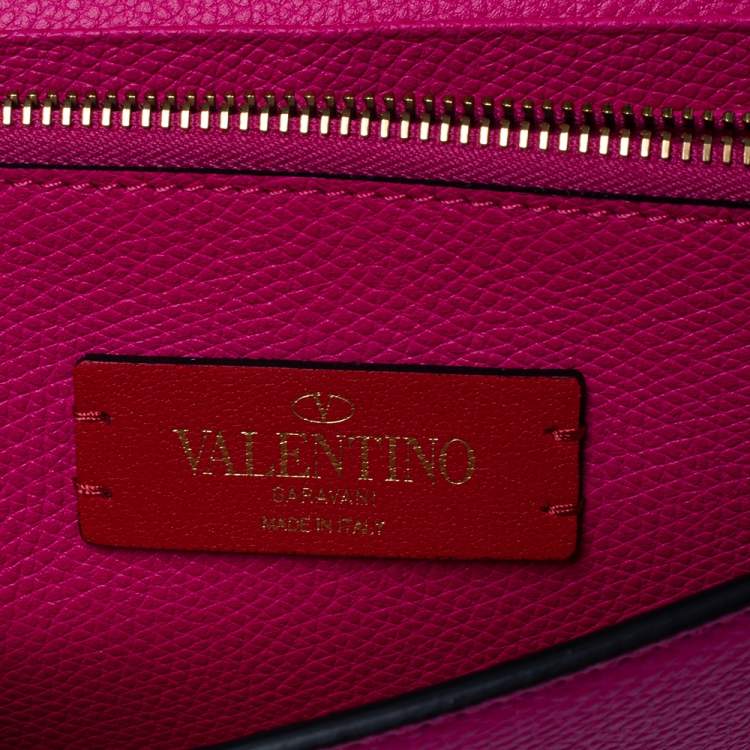 Pre Owned Valentino Magenta Leather Vsling Wallet on Chain