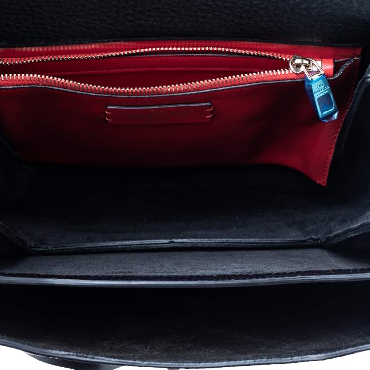 مملوكة مسبقًا Valentino Nero Leather Rockstud Flap Shoulder Bag