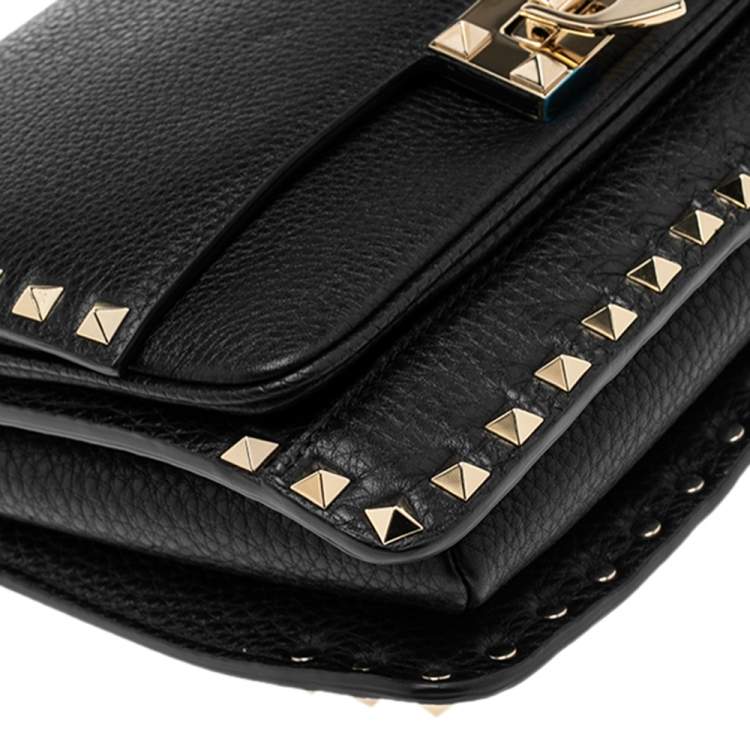 مملوكة مسبقًا Valentino Nero Leather Rockstud Flap Shoulder Bag