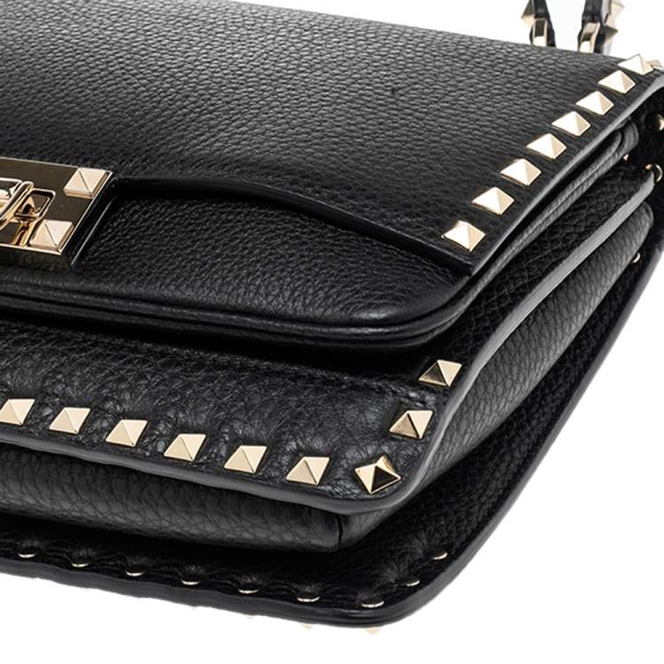 مملوكة مسبقًا Valentino Nero Leather Rockstud Flap Shoulder Bag