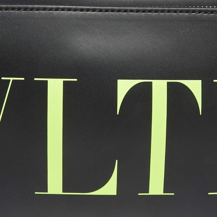 Pre Owned Valentino Black Leather VLTN  Belt Bag