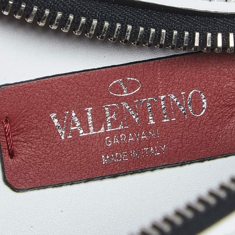 Pre Owned Valentino White Leather VLTN Belt Bag