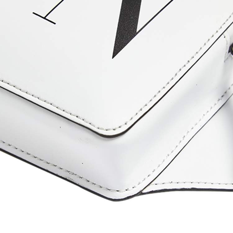 Pre Owned Valentino White Leather VLTN Belt Bag